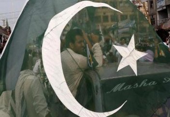 Пакистан вводит ограничения на поездки для тех, кто впервые летает на фоне опасений по поводу нелегальной иммиграции