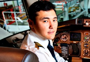 Қазақстанда ұшқыштар қанша жалақы алады?