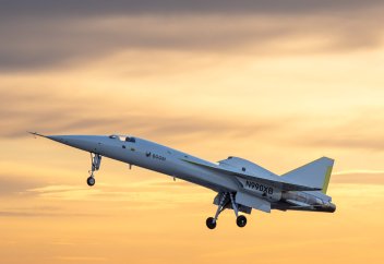 Жылдамдығы дыбыстан жоғары жолаушылар ұшағының прототипі алғаш рет көкке көтірелді (видео)