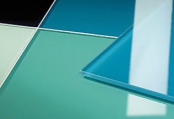 Жапондық ғалымдар болаттан да берік әйнек жасап шығарды