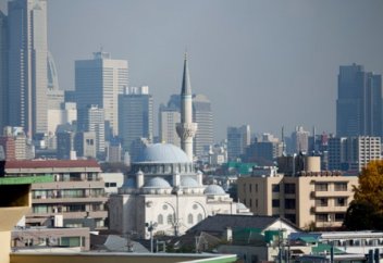 Шартарап: Украин әйелі хафыз атанды