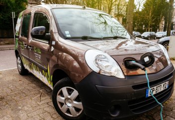 Сколько стоит ввезти электромобиль в Казахстан