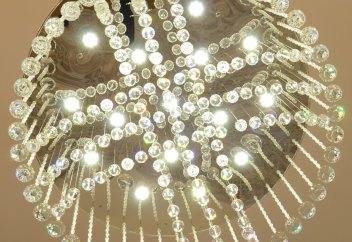 Қандасымыз жасаған шаңырақ үлгісіндегі аспашамдар саудаға шығарылды (ФОТО)