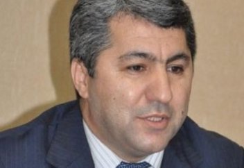 Таджикский политик заявил, что войны в исламском мире от малограмотности мусульман