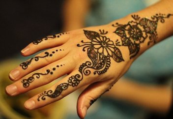 Мұсылман қызға «Мехенди» рұқсат па?