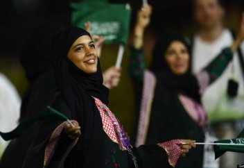 Әйелдердің құқығын кеңейтіп жатыр