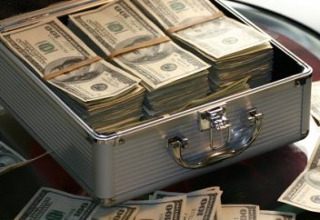 Әлем бойынша пара мөлшері жылына 2 трлн долларға жеткен