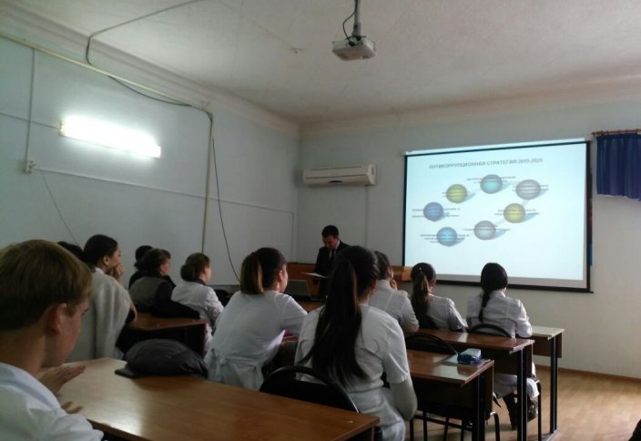 Биылдан бастап колледждер оқу бағасын өздері белгілейді