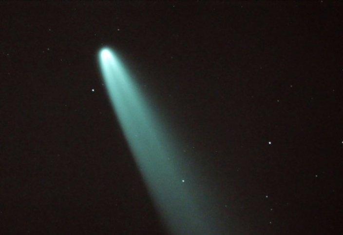 Создано завораживающее видео кометы, которую можно увидеть раз в 6800 лет
