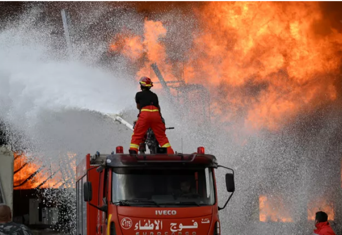 Разные: В порту Бейрута снова начался сильный пожар: видео. В Ливии насчитали 1200 бойцов ЧВК Вагнера