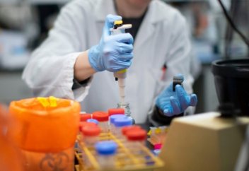 Вирус жұқтырғандар дәм мен иіс сезу қабілетін жоғалтады. Неге?