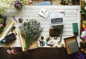 Үйде отырып бастауға болатын 13 бизнес