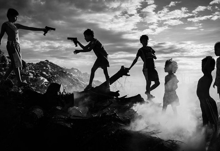"Дети, свалка, два ствола". 40 эмоциональных снимков фотоконкурса #Photojournalism2020