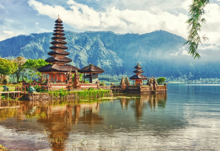 Индонезия туристерге бес жылға шақталған көп реттік виза режимін енгізеді