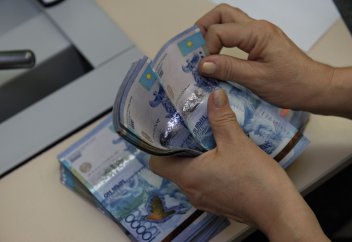 Депутат предложил учитывать доходы граждан при начислении штрафов