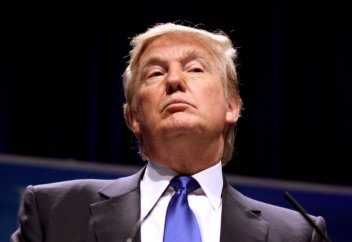Дональд Трамп снова затеял призыв против мусульман