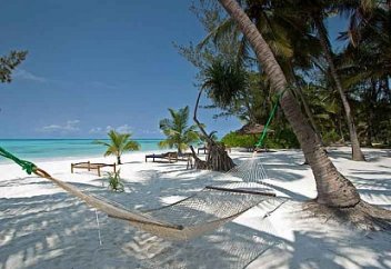 Мұсылман елінде туристерге жалаңаш жүруге тыйым салынды