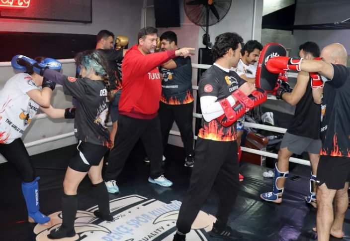 Турецкие врачи изучают боевые искусства на фоне роста насилия в больницах