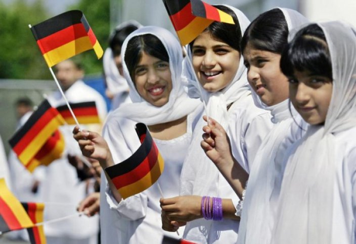 Исследование: Мусульмане все успешнее интегрируются в Германии