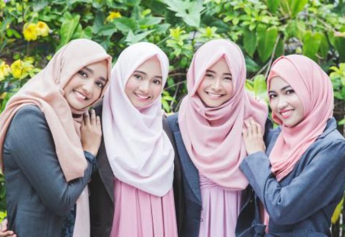 Разное:  Мусульманки из Индонезии массово присоединяются к миротворческим силам ООН