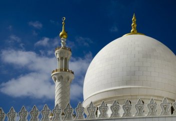 Мектептен мешіт саны асып кеткен. Мемлекет басшысы пәрмен берді