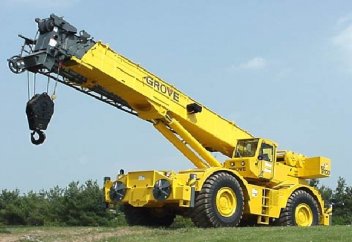 Семіз адамды кранның көмегімен жерледі