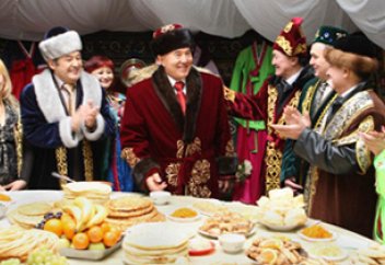 «Наурыз», «Бүркітпен аң аулау» ЮНЕСКО-ның мәдени мұрасының көрнекі тізіміне енгізіледі