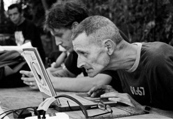 Ғаламтор ақиқаттан алыстатады