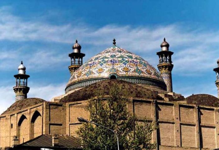 Иранский политик призывает построить суннитскую мечеть в Тегеране