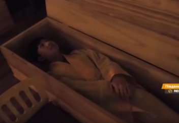 25 мың адам тірідей «көмілген»...