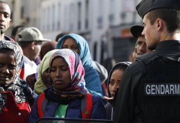 Из Франции за год выдворили более 4600 иностранцев