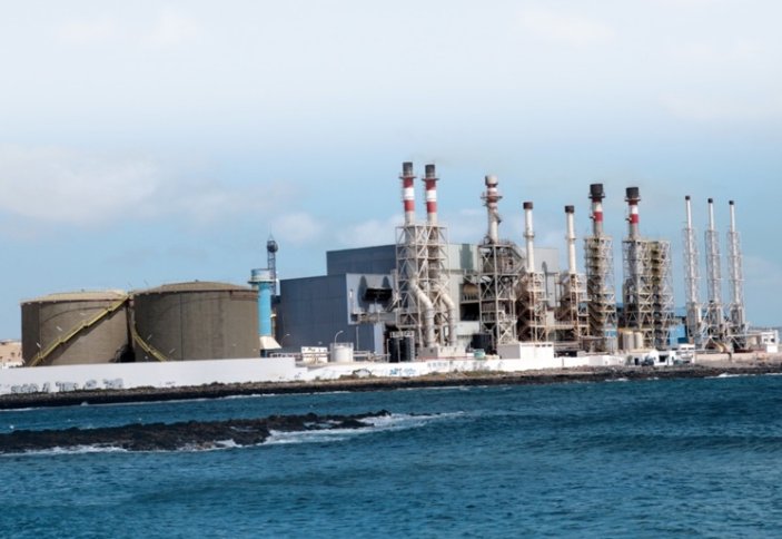 Ауызсудан тарыққан араб елі кермек суды жаппай тұшшыландыруға көшті