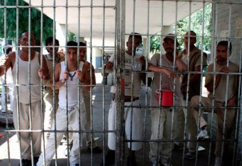 199 жылға абақтыға жабылды