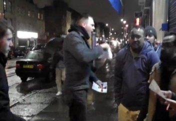 Радикалдар мешіттерді торуылдап жүр