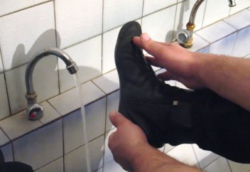 Можно ли надевать ичиги через час после совершения омовения?