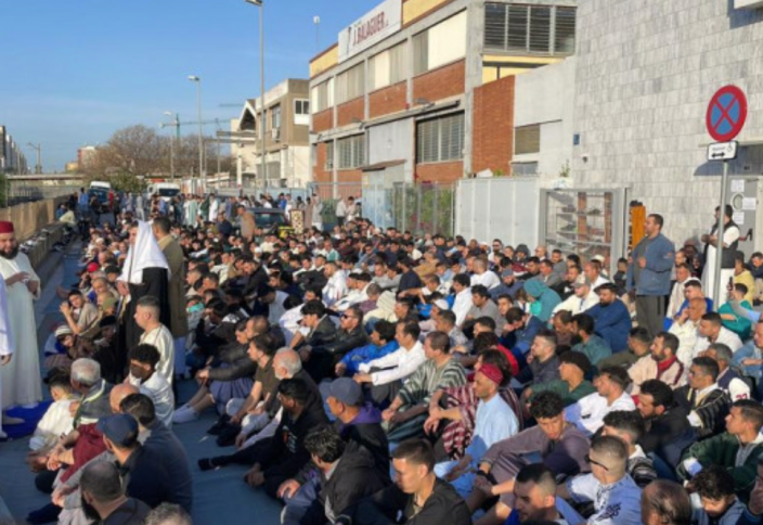 Испания приказала городу отменить запрет на религиозные собрания мусульманской общины