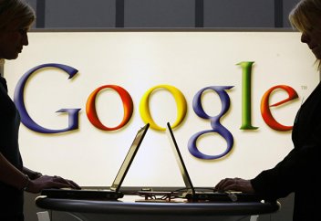 The Wall Street Journal (США): как Гугл вмешивается в работу своих алгоритмов поиска и меняет результаты ваших запросов. Wired Magazine (США): как именно за вами следит Гугл, — и как этого избежать