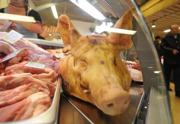 Великобританию охватывает эпидемия от свиной продукции