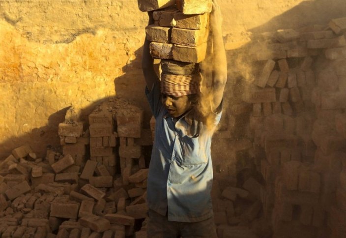 Более 168 миллионов детей в мире пребывают в трудовом рабстве