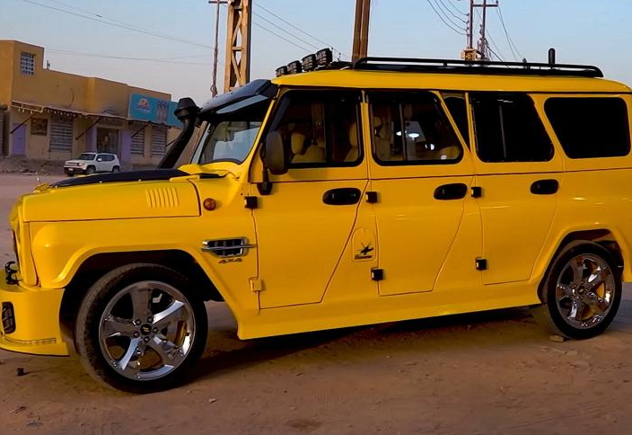 В Ираке создали семидверный лимузин из старенького УАЗа  (видео)