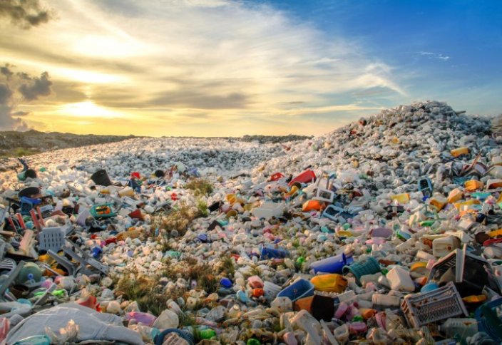 Евросоюз продолжает борьбу с одноразовым пластиком