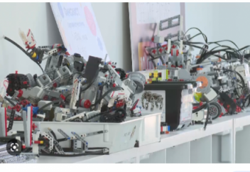 ТАЛДЫҚОРҒАНДА ОҚУШЫЛАР МЕДИЦИНАЛЫҚ РОБОТ ҚҰРАСТЫРДЫ (ВИДЕО)