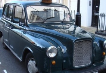 Первое такси или первый электрокар.