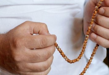 Ақшам намазынан кейін тәспі тартпайды дейді, сол рас па?