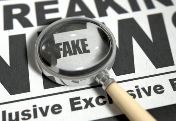 В России принят законопроект о фейковых новостях. Китайский интернет зачистили от «вульгарной информации»