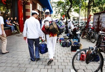 Даббавалы Мумбаи – система доставки, которой уже 130 лет