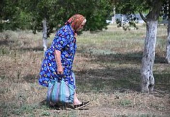 Россиянам захотели начать платить за долголетие