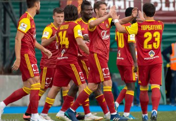 Мұсылман емес тұтас бір футбол клубы харамнан неге бас тартты?