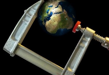 Мы больше не можем игнорировать пределы возможностей нашей планеты. Через 30 лет столица Индонезии уйдет под воду