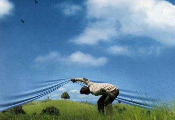 Адам көрмеген нәрсесіне сене ме?